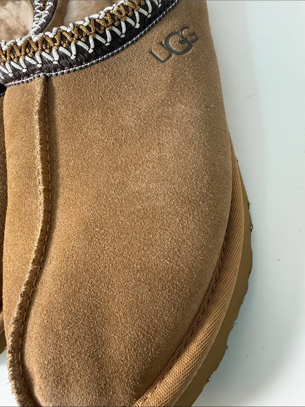 UGG Men's Chestnut Taxman Suede Shearling Lined Slip-Ons - Size 9
